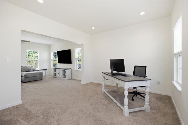304 Rose Hill Ct — photo 3