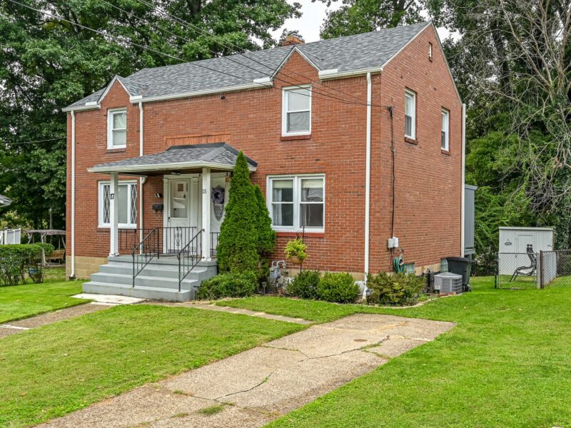 15 Avon DRIVE
