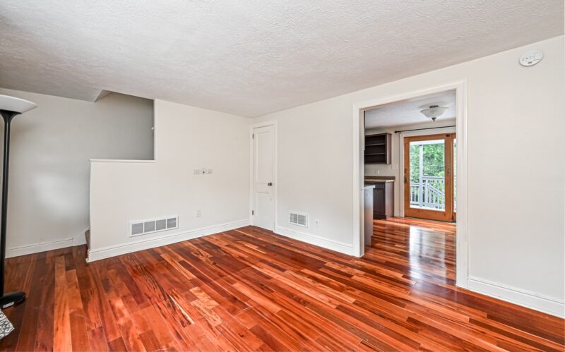 15 Avon DRIVE — photo 6