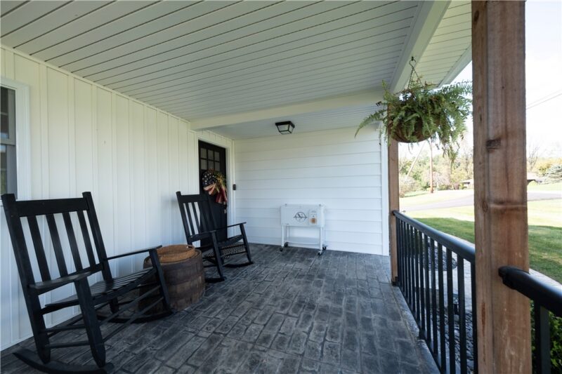 51 Florence Dr — photo 2