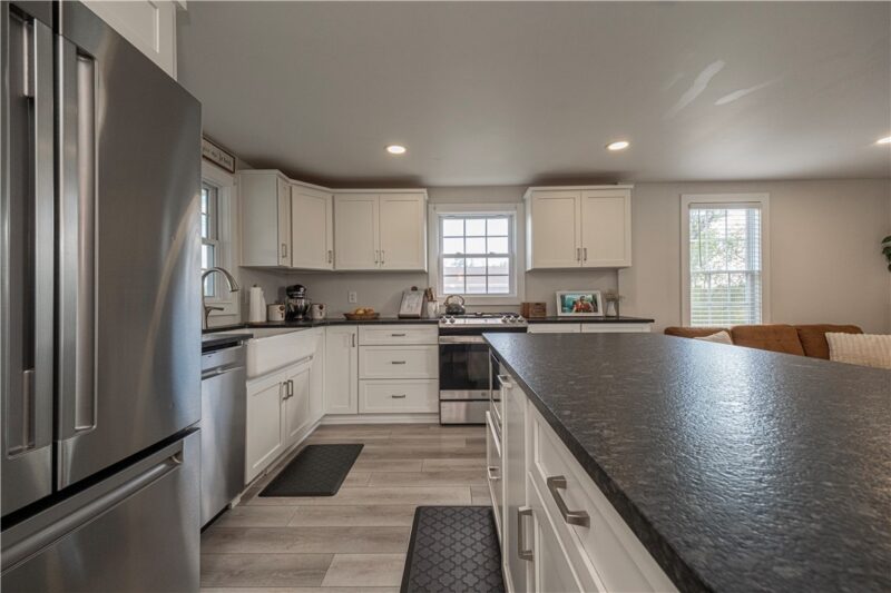 51 Florence Dr — photo 4