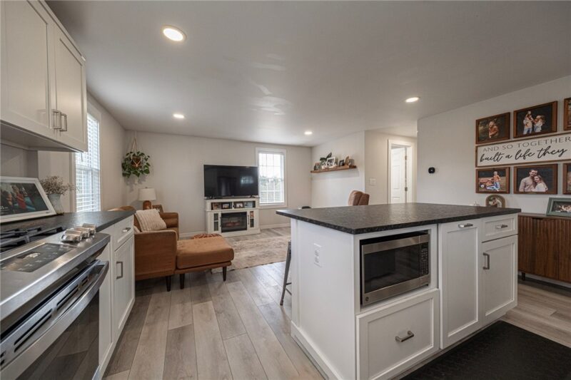 51 Florence Dr — photo 5
