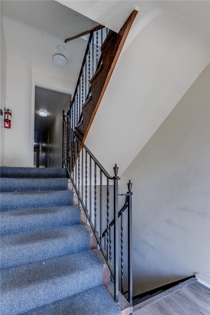 3592 Brighton Rd — photo 5