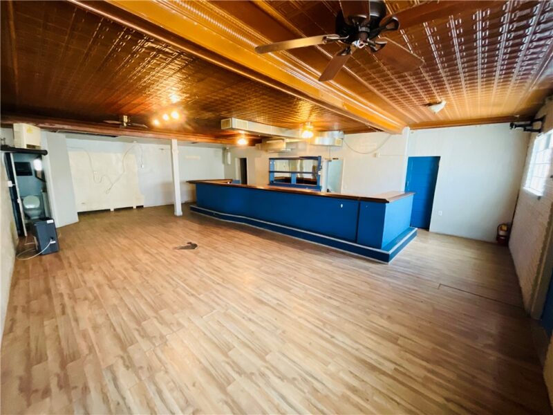 158 N Water St — photo 3