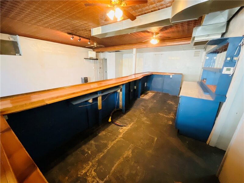158 N Water St — photo 6