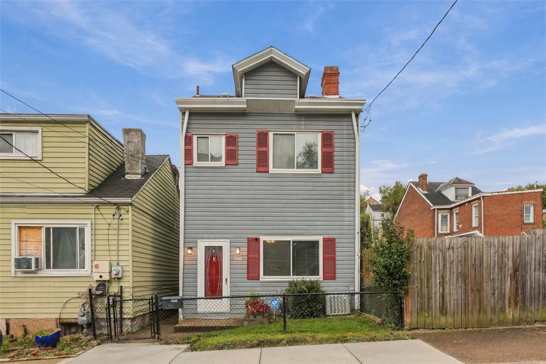 2432 Patterson Street — photo 1