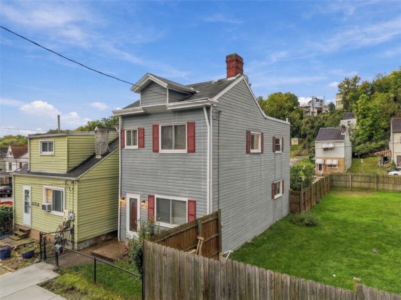 2432 Patterson Street — photo 3
