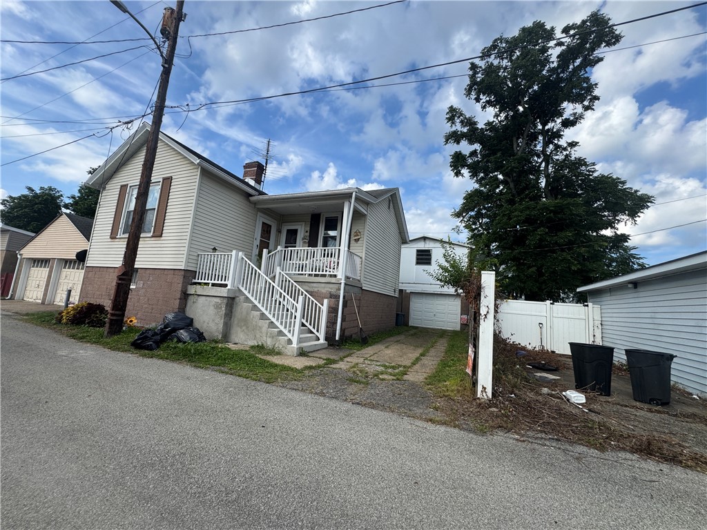 116 Castner Ave — photo 1