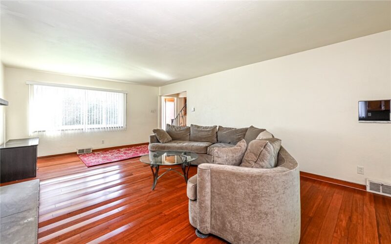 3545 Colby St — photo 4