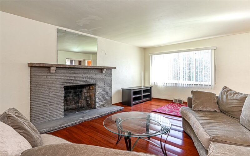 3545 Colby St — photo 5