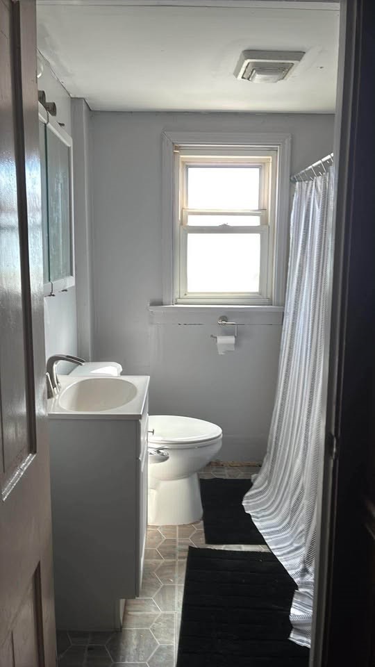 835 Lathrop Street — photo 6