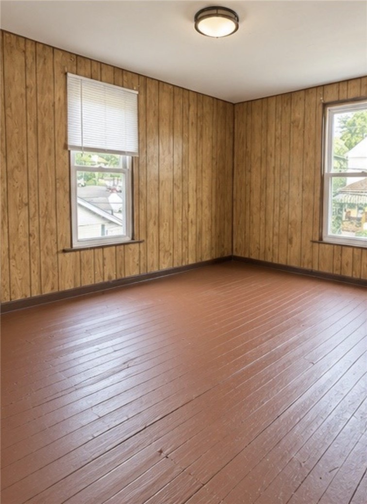 835 Lathrop Street — photo 8