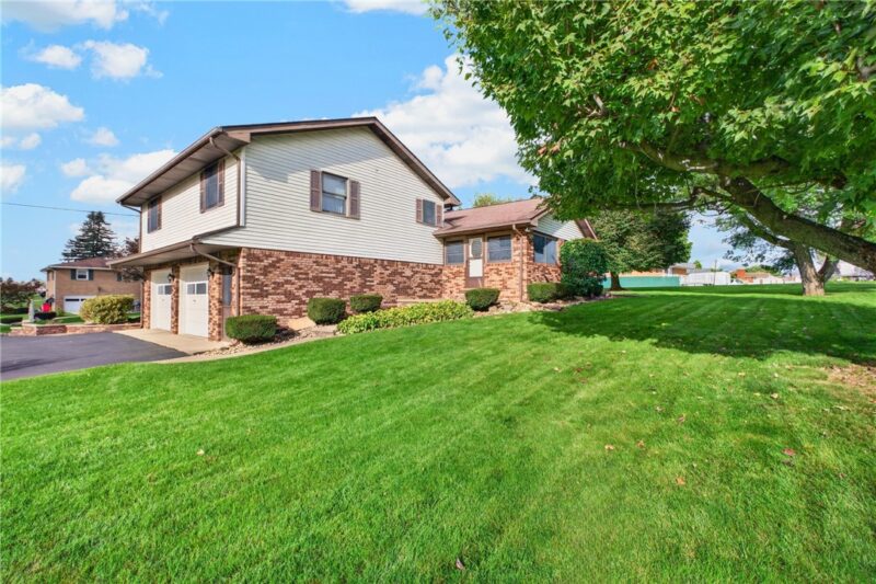 4 Meadow Drive — photo 3