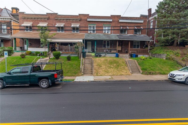 502-504 Cypress Dr — photo 2