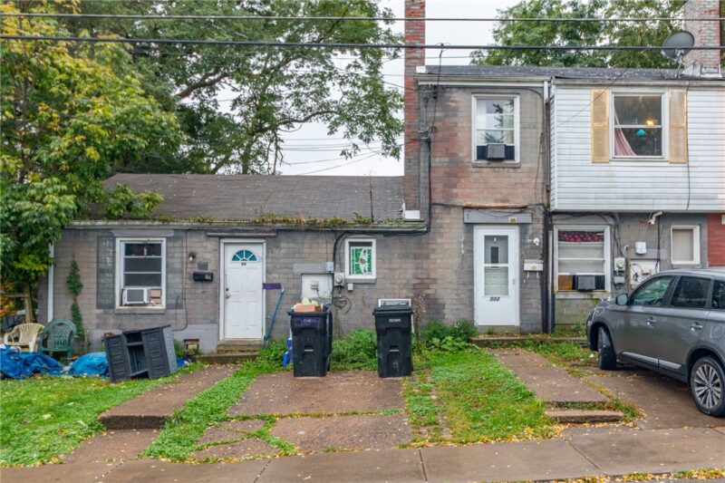 502-504 Cypress Dr — photo 4