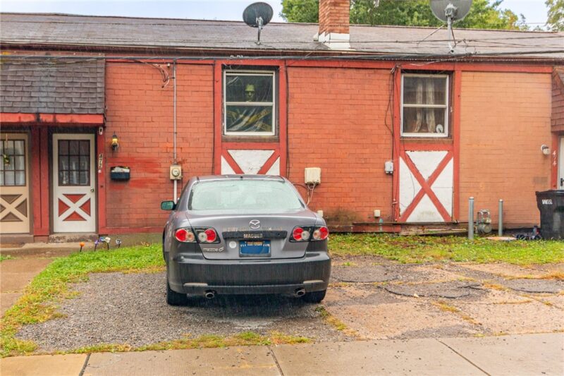 502-504 Cypress Dr — photo 7
