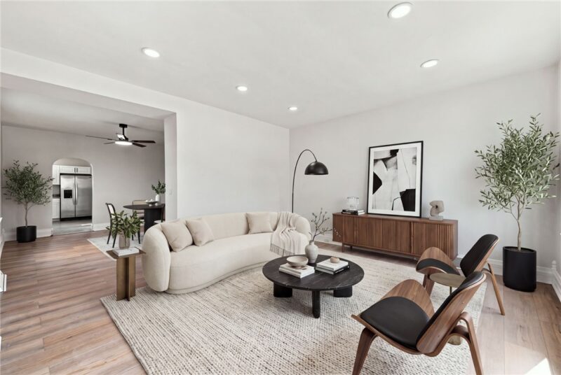 1113 Vance Ave — photo 4
