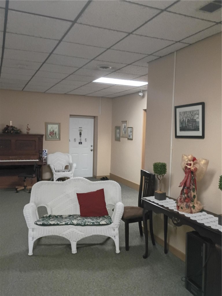 230 W Berkeley St 1201 — photo 4