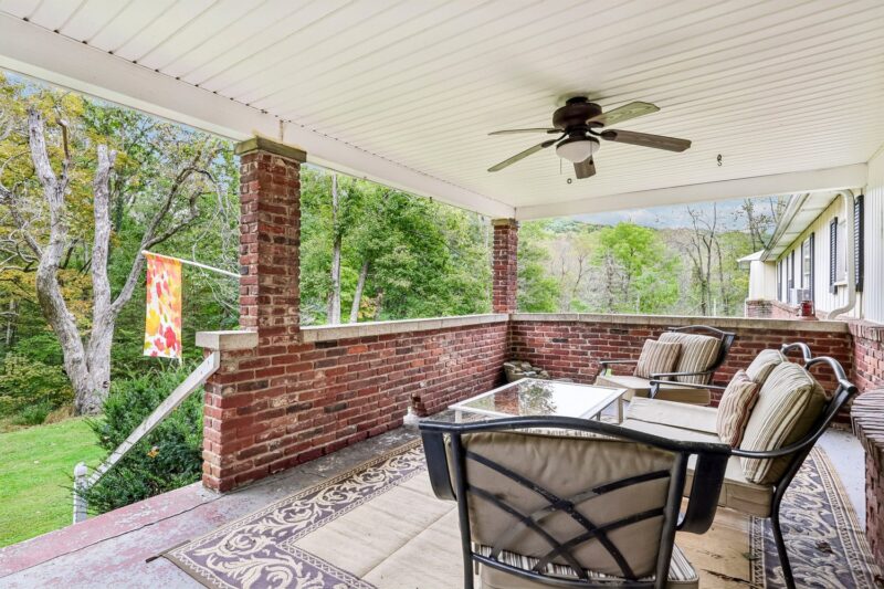 1164 Martin Rd — photo 5