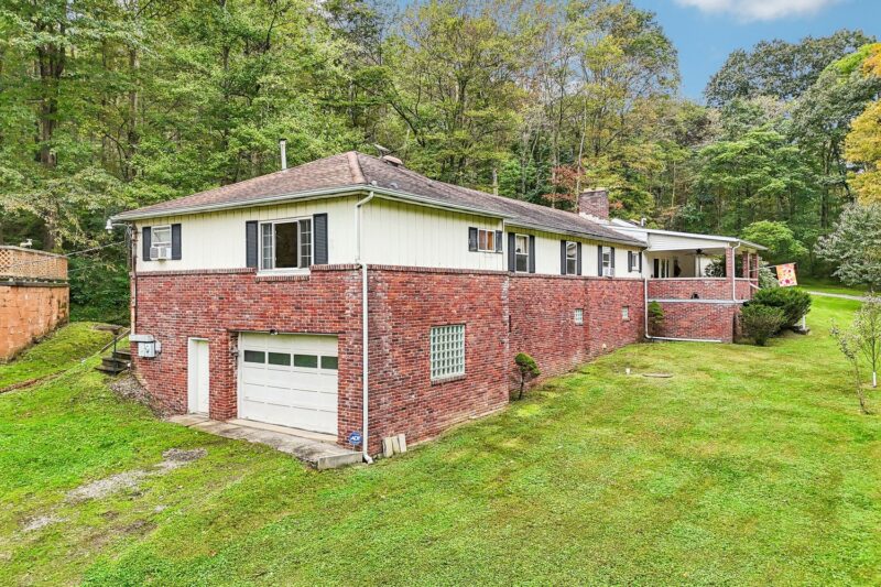 1164 Martin Rd — photo 6