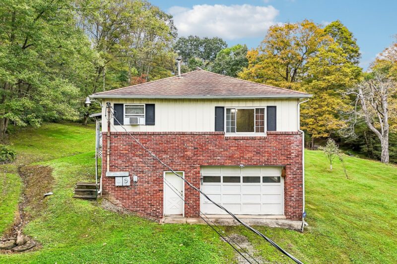1164 Martin Rd — photo 7