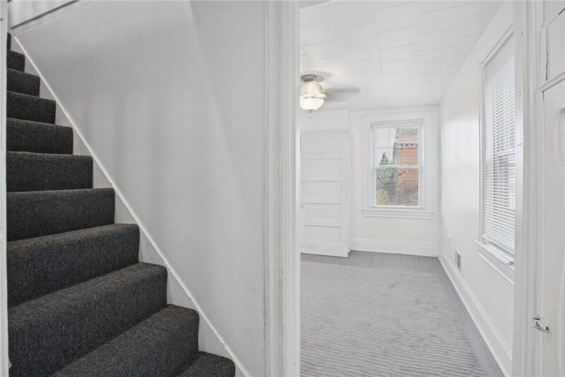 1813 Eberhardt St — photo 8