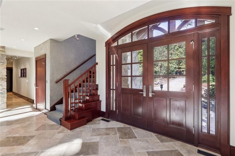 2330 South Ridge Drive — photo 3
