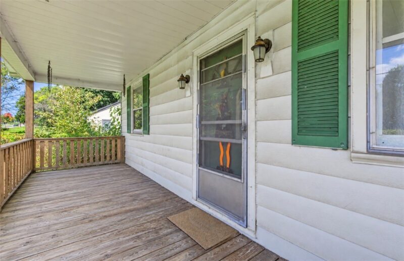 4490 Tuscarawas Rd. — photo 3