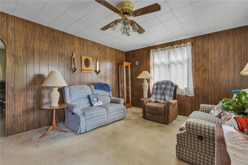 4490 Tuscarawas Rd. — photo 5