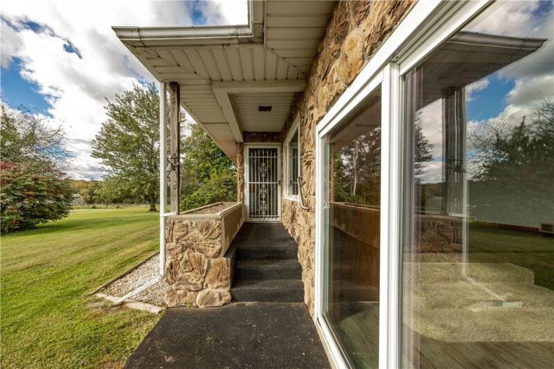 215 Lake Wilhelm Rd — photo 7
