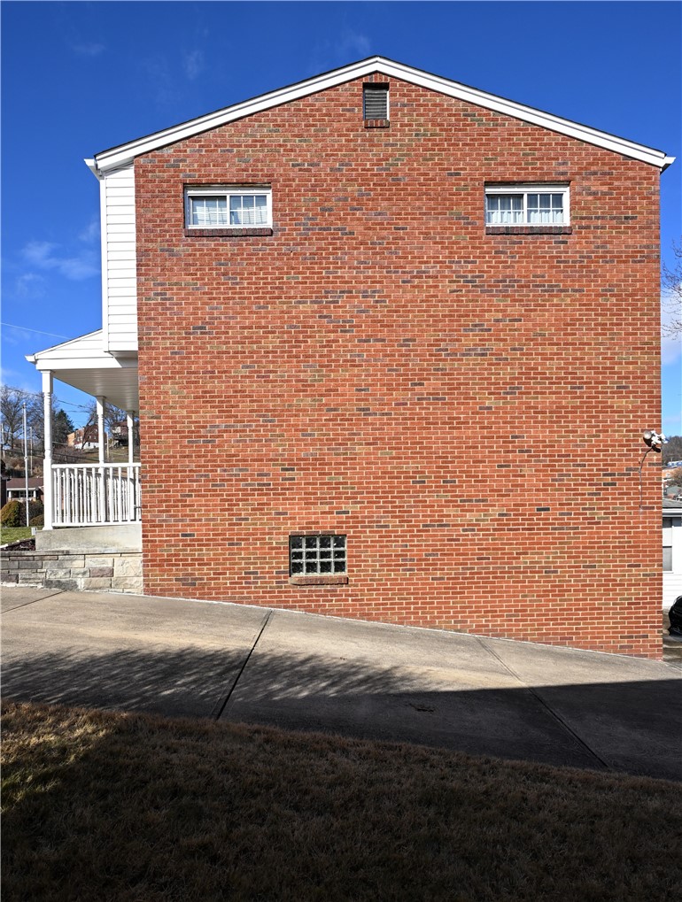 5015 Elmwood Dr — photo 7