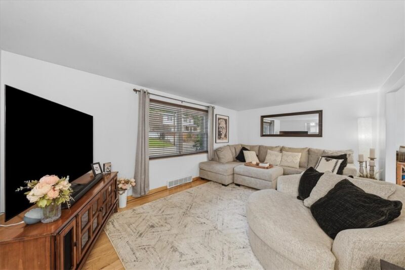 1015 Evergreen Dr — photo 6