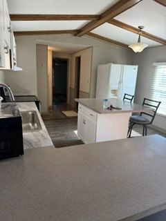 135 Laurie Ln — photo 3