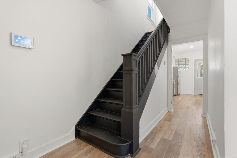 2435 Perry STREET — photo 4