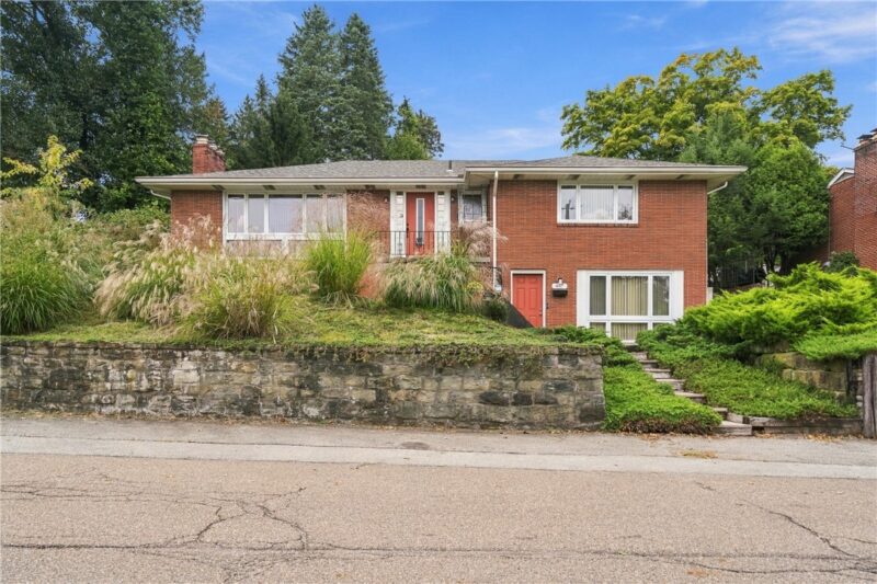 457 Longvue Dr