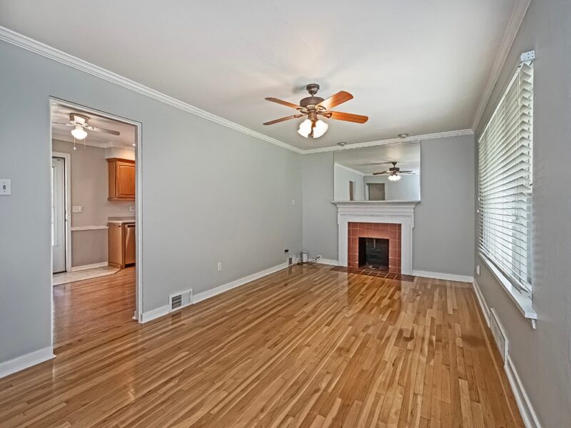 107 Hemlock Dr — photo 3
