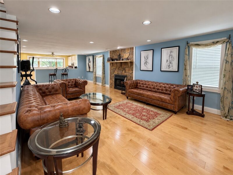 444 Washington St — photo 3