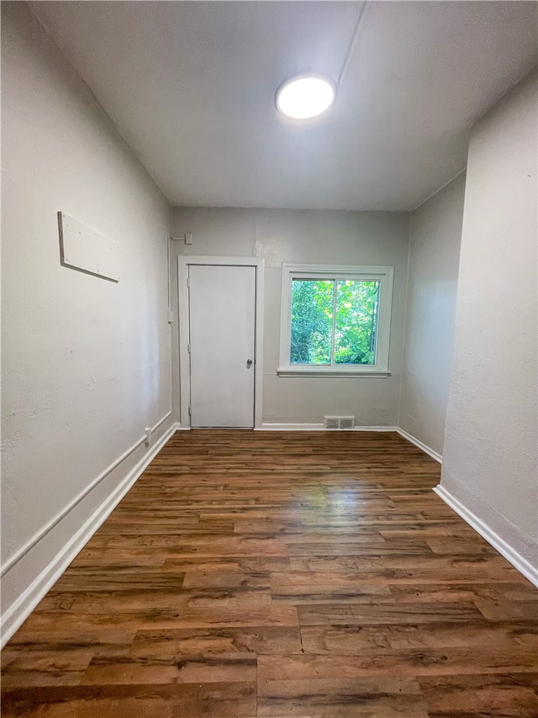 226 Flowers Ave — photo 8