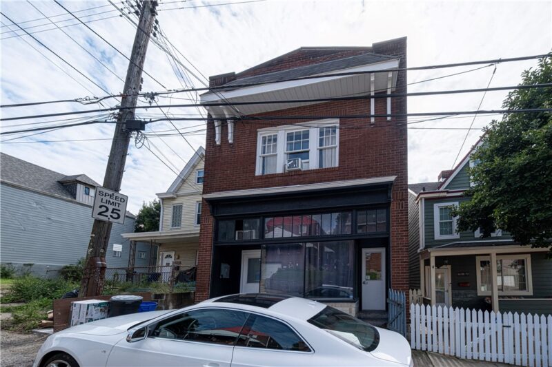 2828 Spring St — photo 2