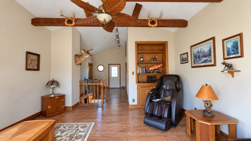 223 Elm Street — photo 3