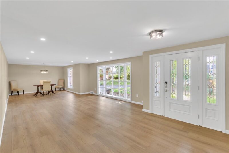 3909 Glencoe Court — photo 6