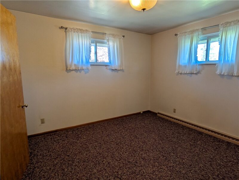 427 Belrose Dr — photo 8