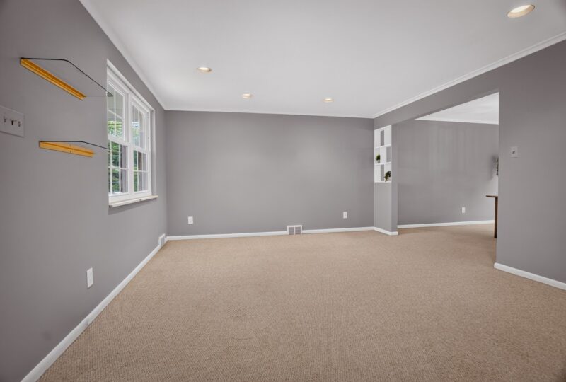 1638 Hawthorne St — photo 4
