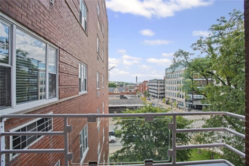 4601 Fifth 521 — photo 8