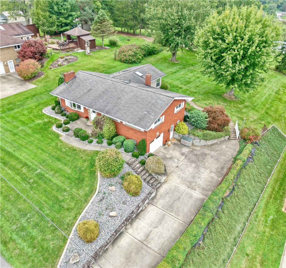 321 Comanche Dr — photo 1