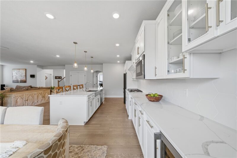 325 Crest Ln — photo 6