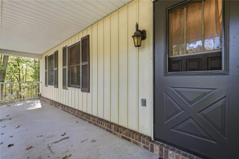 402 Golden Grove Rd — photo 3