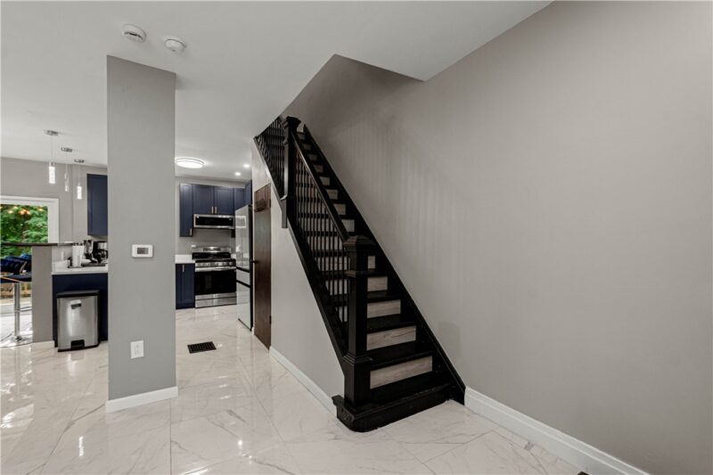214 N Aiken Ave — photo 8