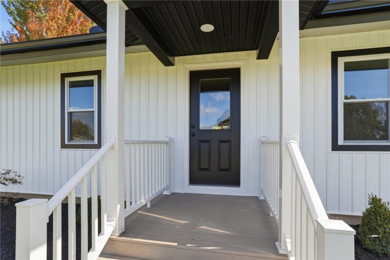 108 Oak Street — photo 2