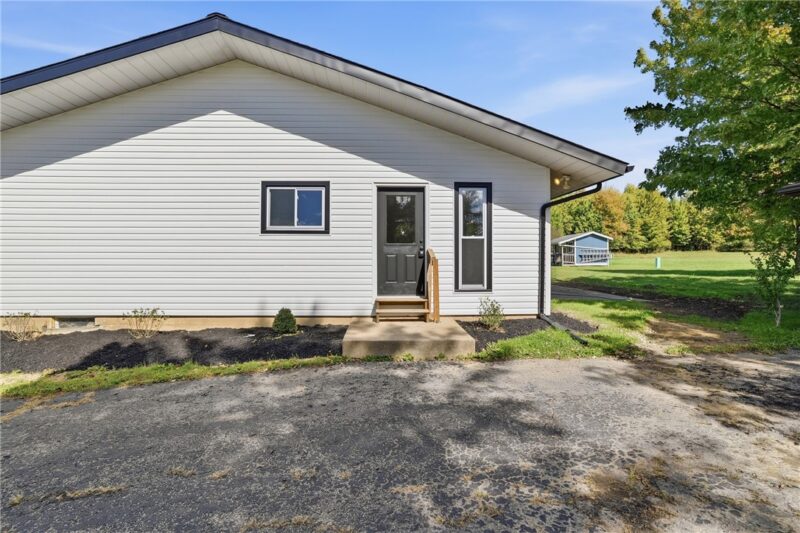 108 Oak Street — photo 4